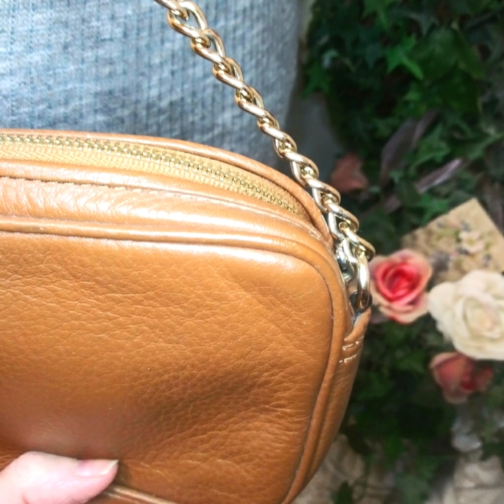 Michael Kors Ginny Caramel Brown Leather Camera Bag Style Crossbody - Picture 10 of 13